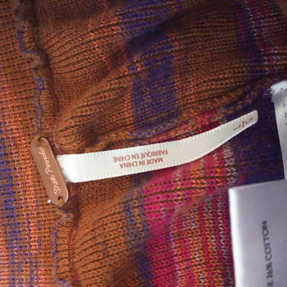 Free People Striped Sweater Knit Shorts Sz. L - Picture 2 of 5